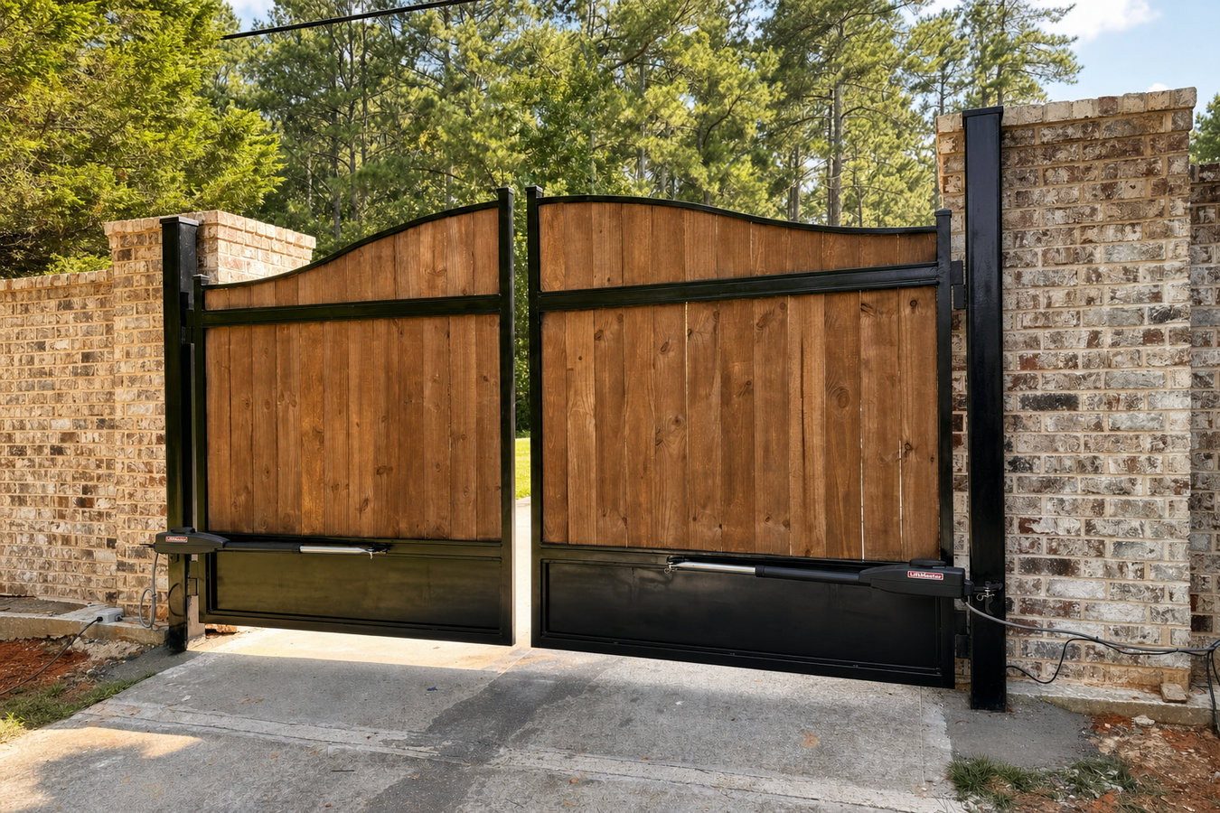 Automatic gate installation in Ennis, TX