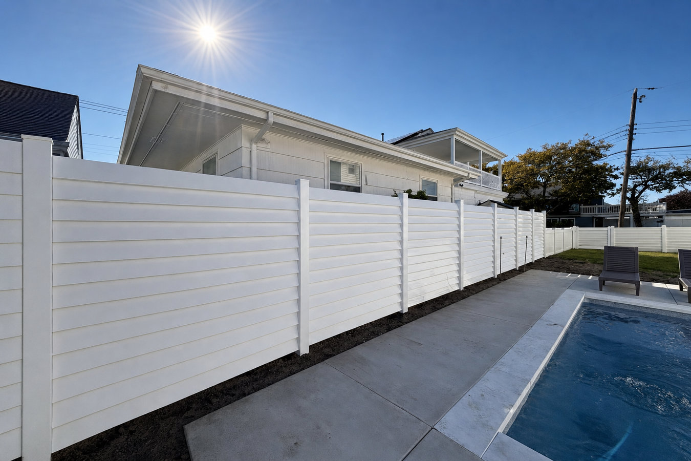 Vinyl fence installation in Ennis, TX